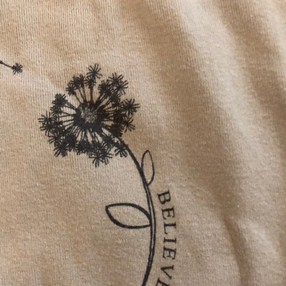 aesthetic tee - Picture 2 of 4